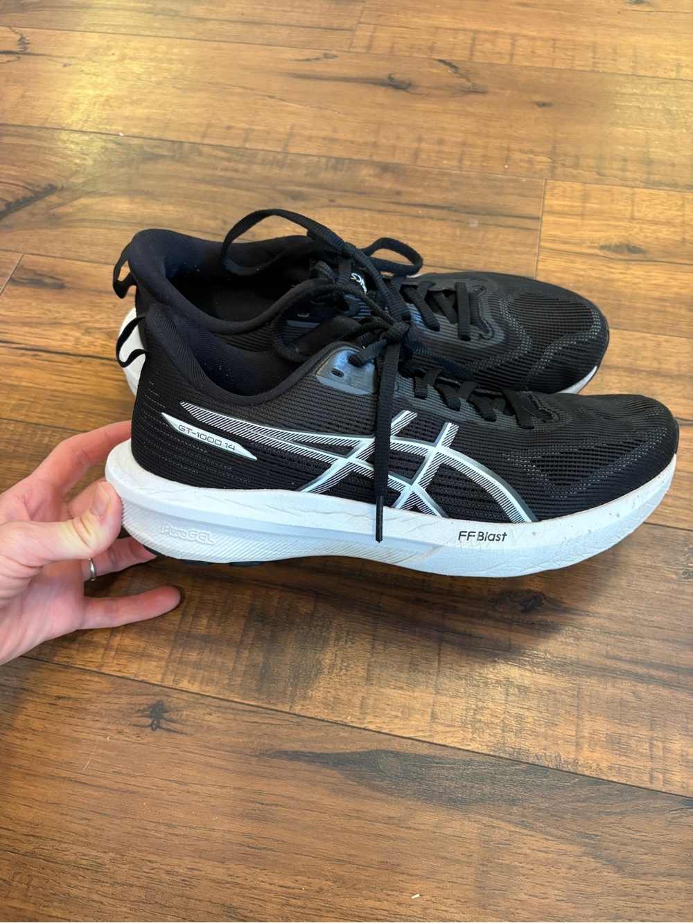 ASICS GT-1000 14 Women's Running Shoes Black White Size 8.5 Stability Sneakers